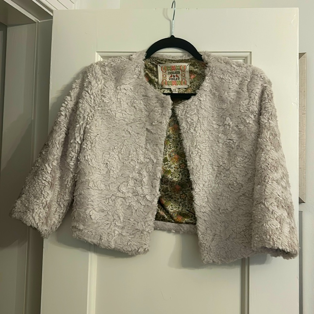 Chelsea & Violet short faux fur jkt